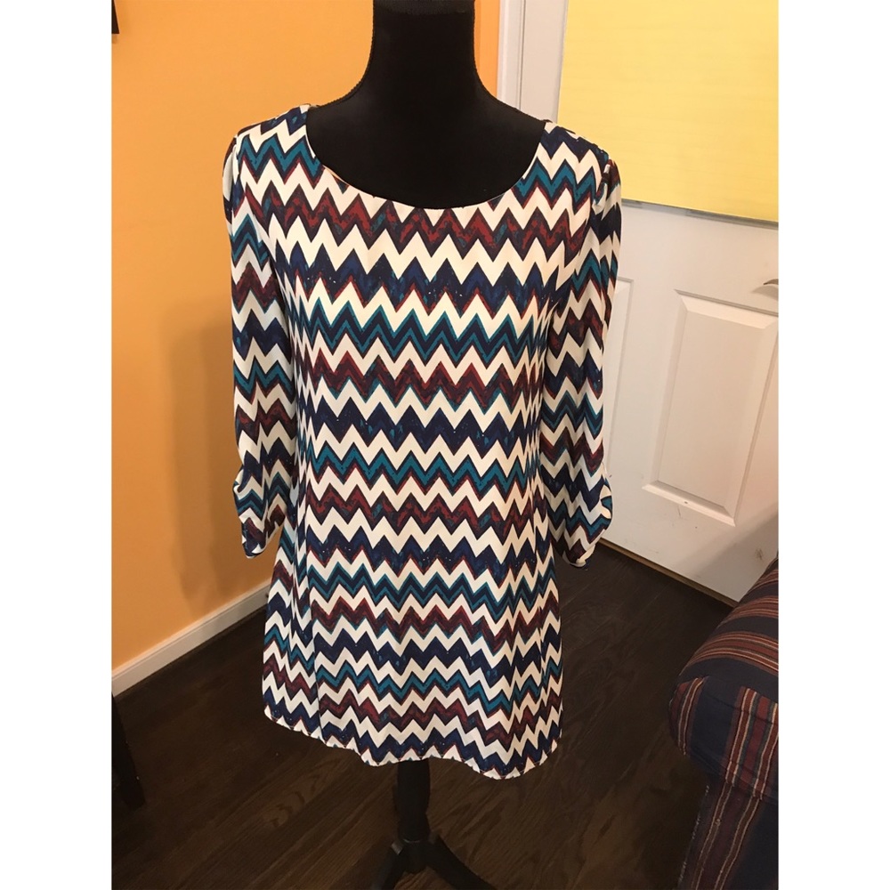 Speechless Chevron Print 3/4 Sleeve Shift Dress